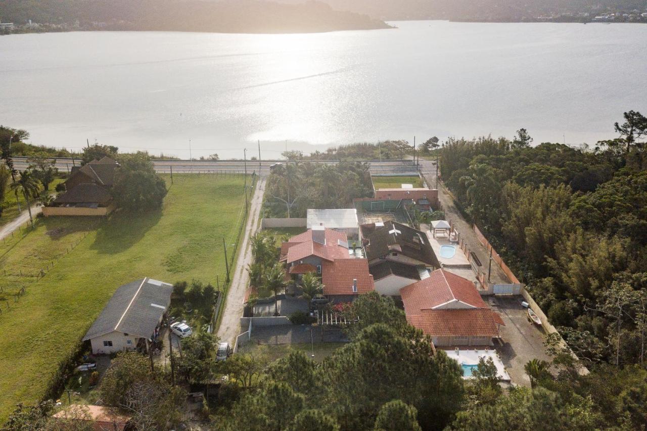 Casa Paradisiaca Na Lagoa Da Conceicao ฟลอเรียนอโปลิส ภายนอก รูปภาพ